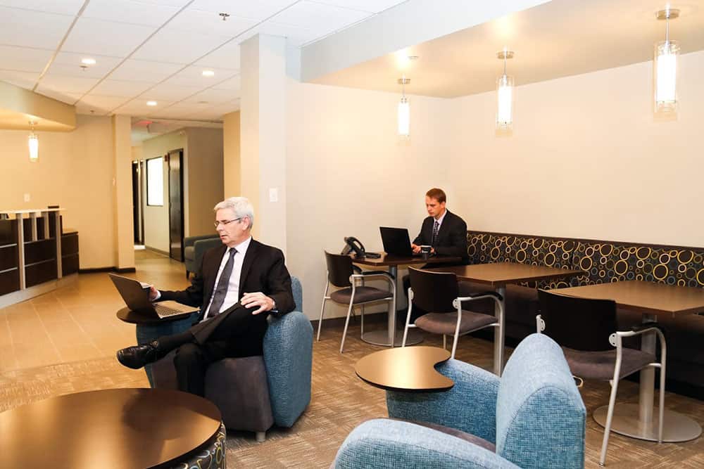 executive suite annapolis business lounge